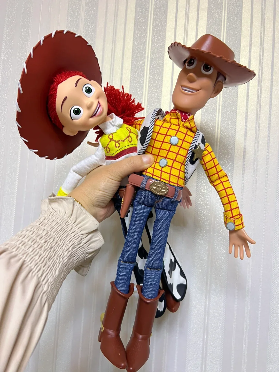 

Игрушки Buzz Lightyear, звуковая кукла с крыльями, ручная работа, электрическая прогулочная кукла Вуди Риз, говорящая модель, декоративная коллекция экшн-кукол