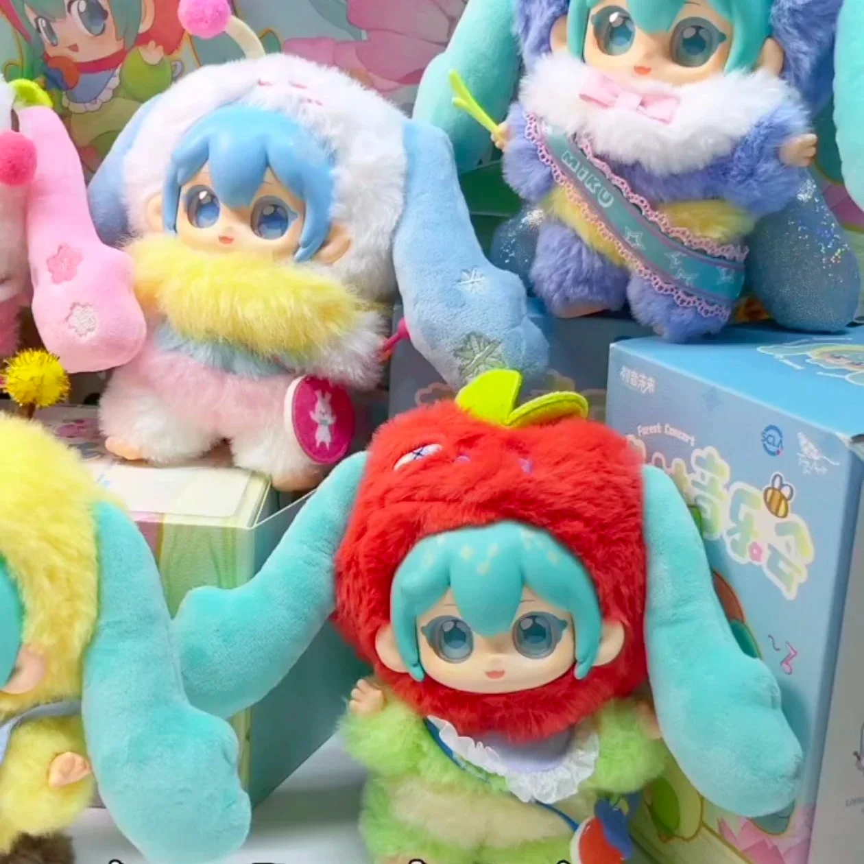 Authentieke Miku knuffel sleutelhanger trendy blinde doos collectible vinyl pop zacht knuffelig verrassing concert bos thema cadeau