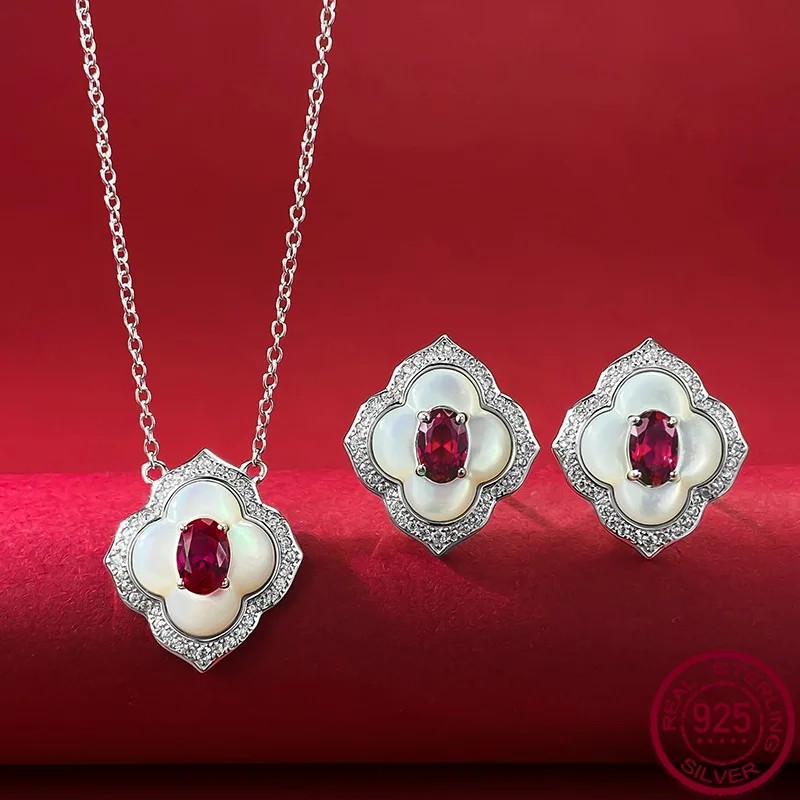 

New S925 Silver White Beimu Inlaid Dove Blood Red 4 * 6mm Necklace Women's Clavicle Chain Pendant Wedding Jewelry