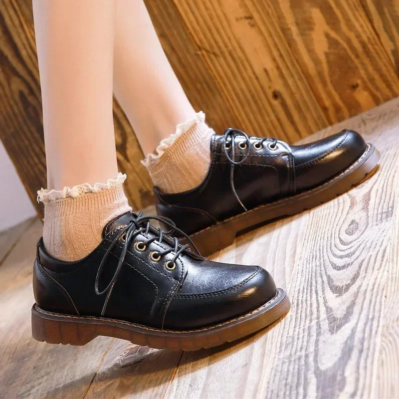 Scarpe in pelle da donna in stile britannico Retro Marrone Preppy JK Scarpe uniformi Tacchi bassi Mocassini stringati Studenti universitari Scarpe