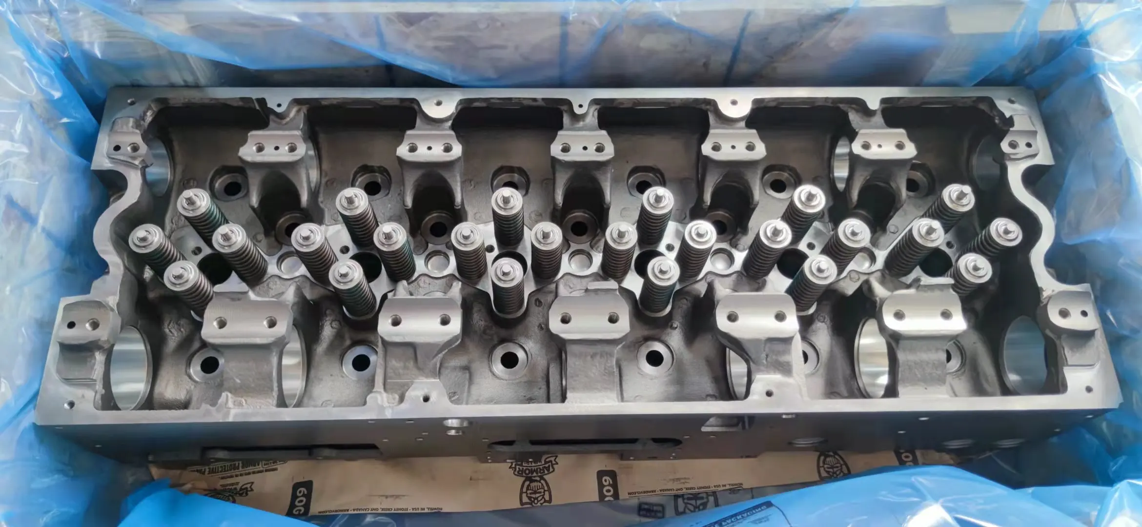 Factory Direct Supply Cummins QSX15 OEM Spare Parts Cylinder Head 5658287 For Cummins Engine