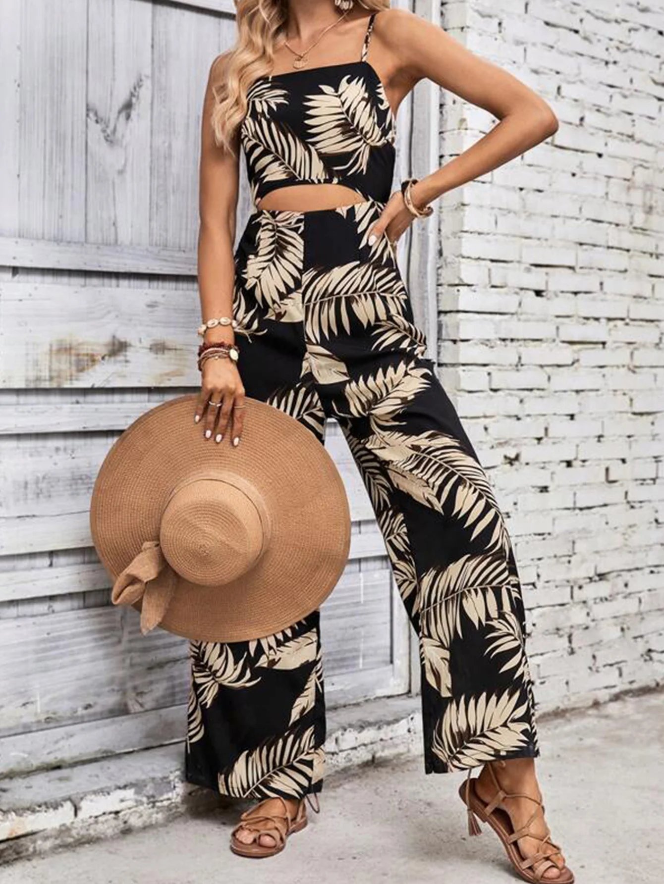 2024 new suspender jumpsuit female sexy backless wide leg jumpsuit casual sleeveless hollow printed top pants one-piece