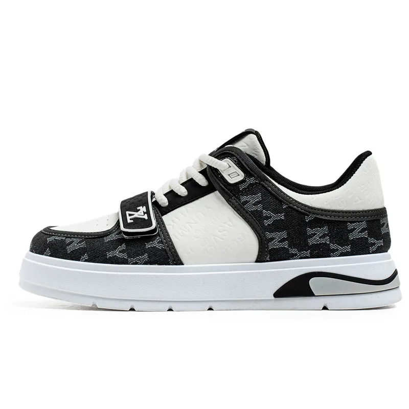 

Men's motorcycle shoes are popular all year round, fashionable and casual board shoes
