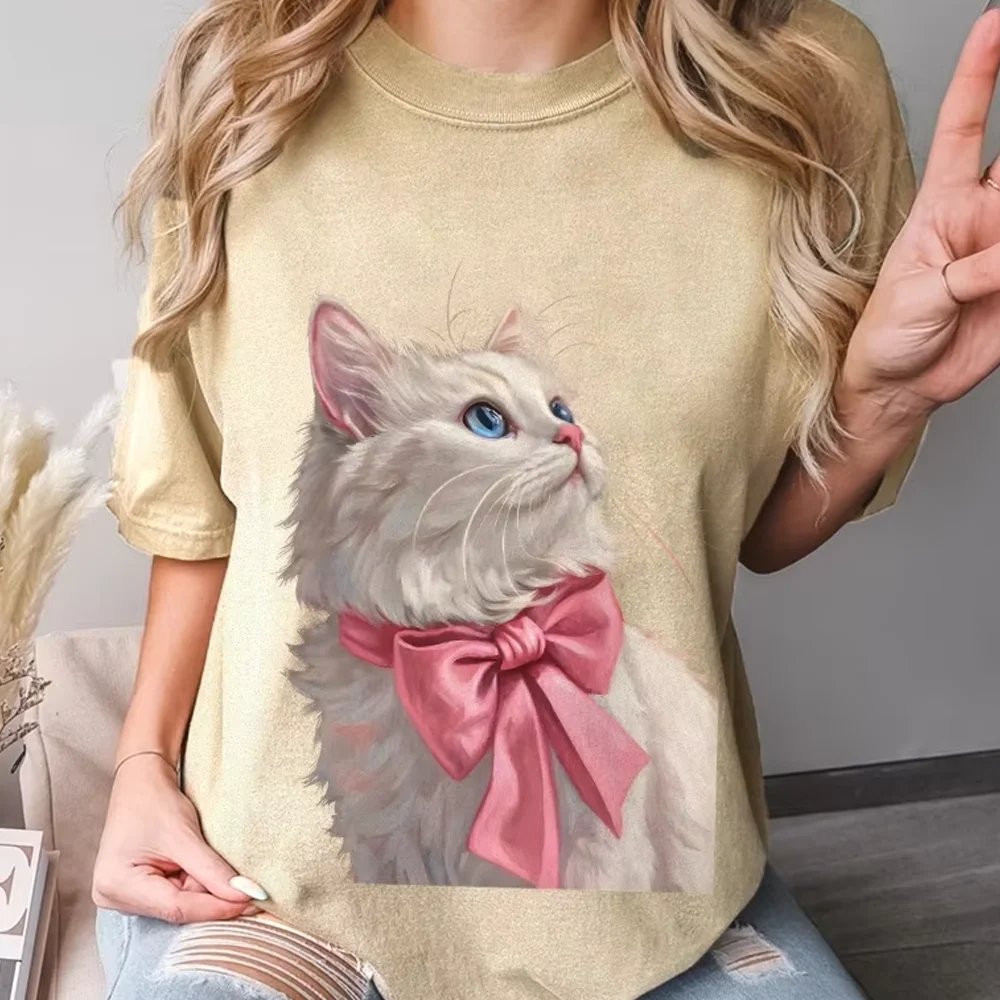 

Cat with Pink Bow Print Y2k Graphic T-Shirt Cotton Cute Elegant and Feline-Inspired Soft Fabric for Animal-Themed Casual Looks