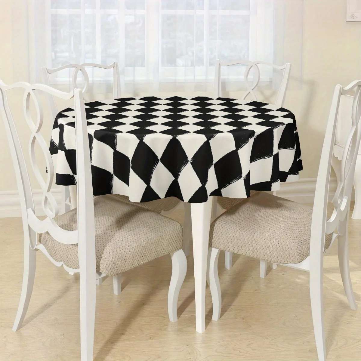 One Bohemian black and white diamond-patterned polyester tablecloth - round shape, suitable for parties.zyc