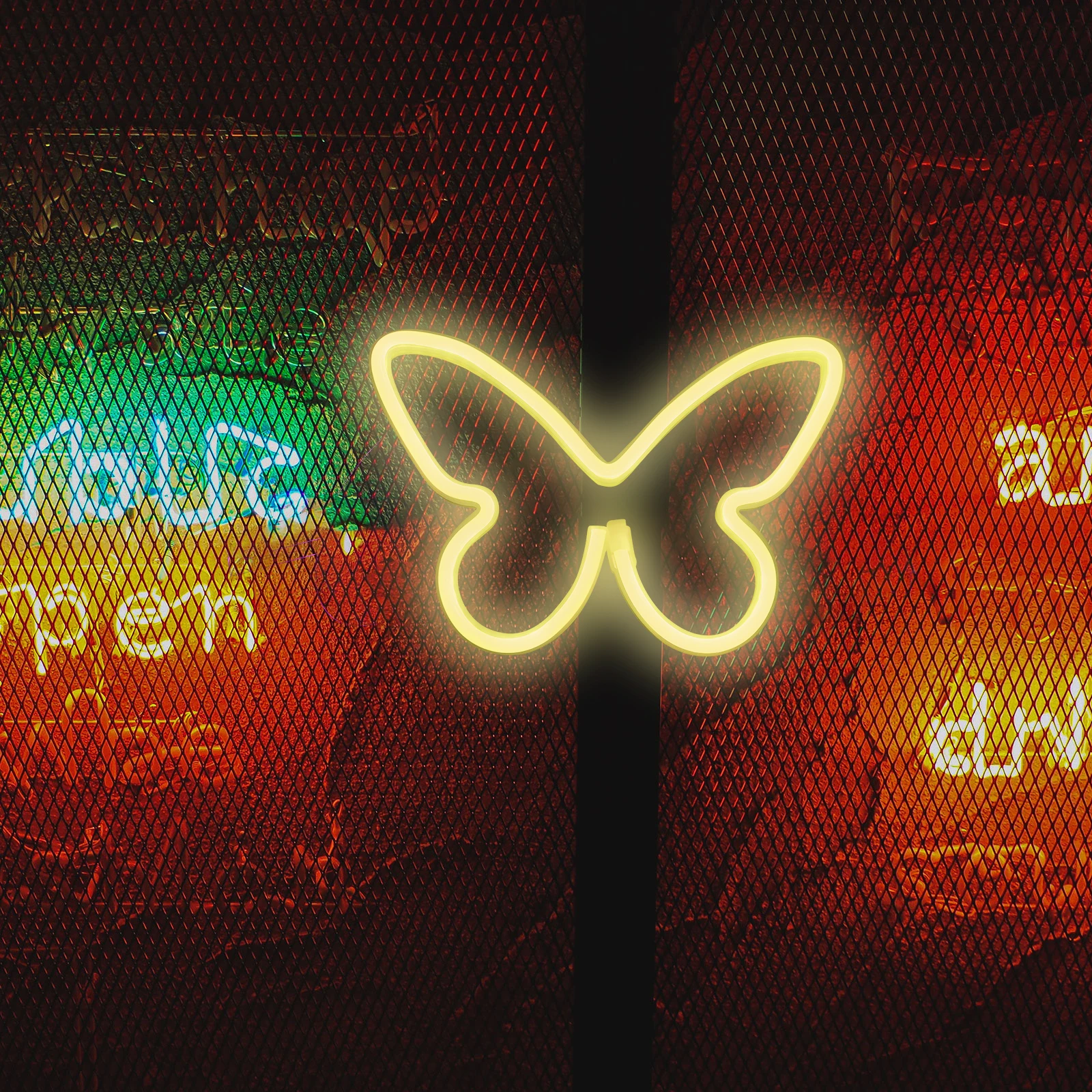 

Creative Butterflies Neon Light Led Wall Night Lamp Usb Decorative Bedroom Table Light Romantic Atmosphere Decor