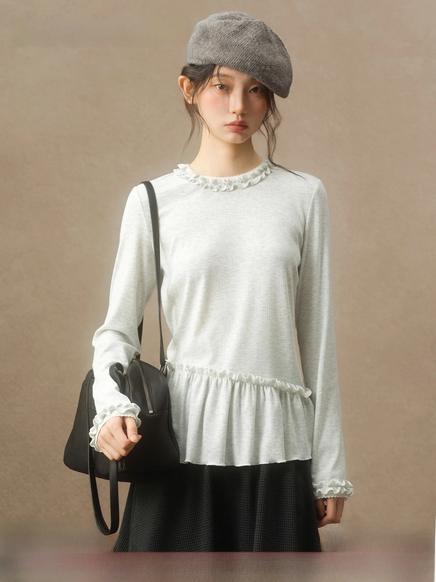 

Женский трикотажный топ Ele Long Sve с V-образным вырезом, эластичный, дышащий, для ношения под одеждой, от Babymoon, мягкий, стандартный крой, цветной