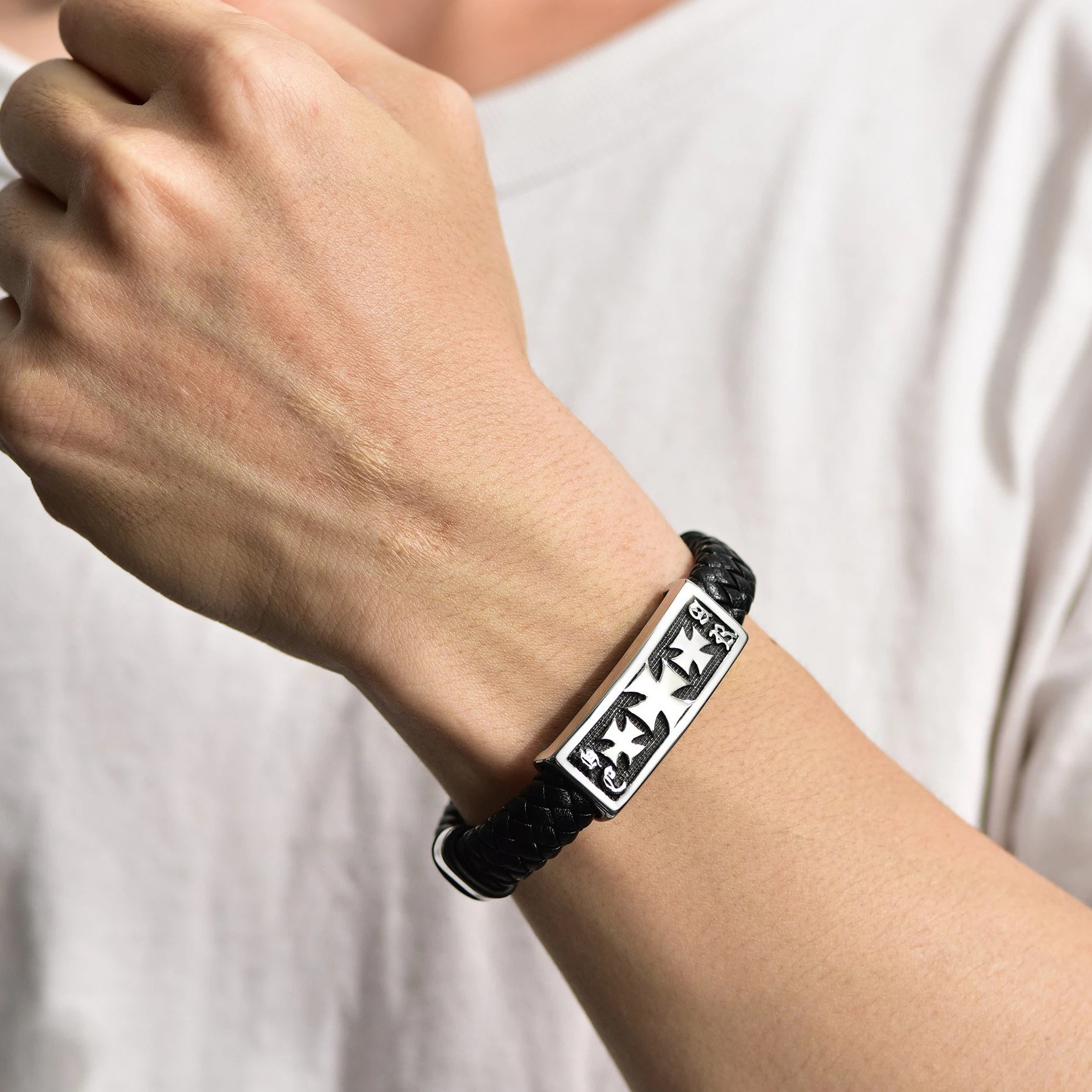Stainless Steel 13mm Wide Black Leather Knight Templar Cross Bracelets for Man 19/21/23cm Magnetic Clasp Wrist Band Jewelry Gift