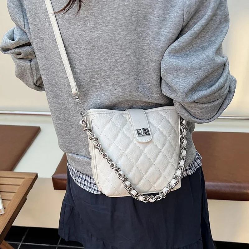 

Fashion High End Leather Women Messenger Bag Classic Designer Paris Popular Classic Elegant Casual Simple Vintage Diaper Bag