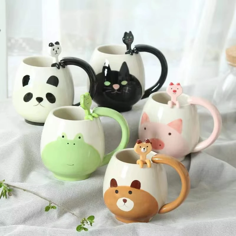 

Hand-Painted Ceramic Coffee Cup Set Cartoon Panda Frog Cat Fox Pig Designs Couple's Matching Mugs with Teaspoons Kids Drinking