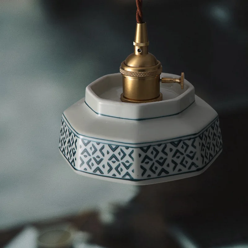 

Chinese Style Blue-and-White Porcelain Chandelier - for Hong Kong-Style B&Bs, Hotpot Restaurants, Tea Rooms & Balconies