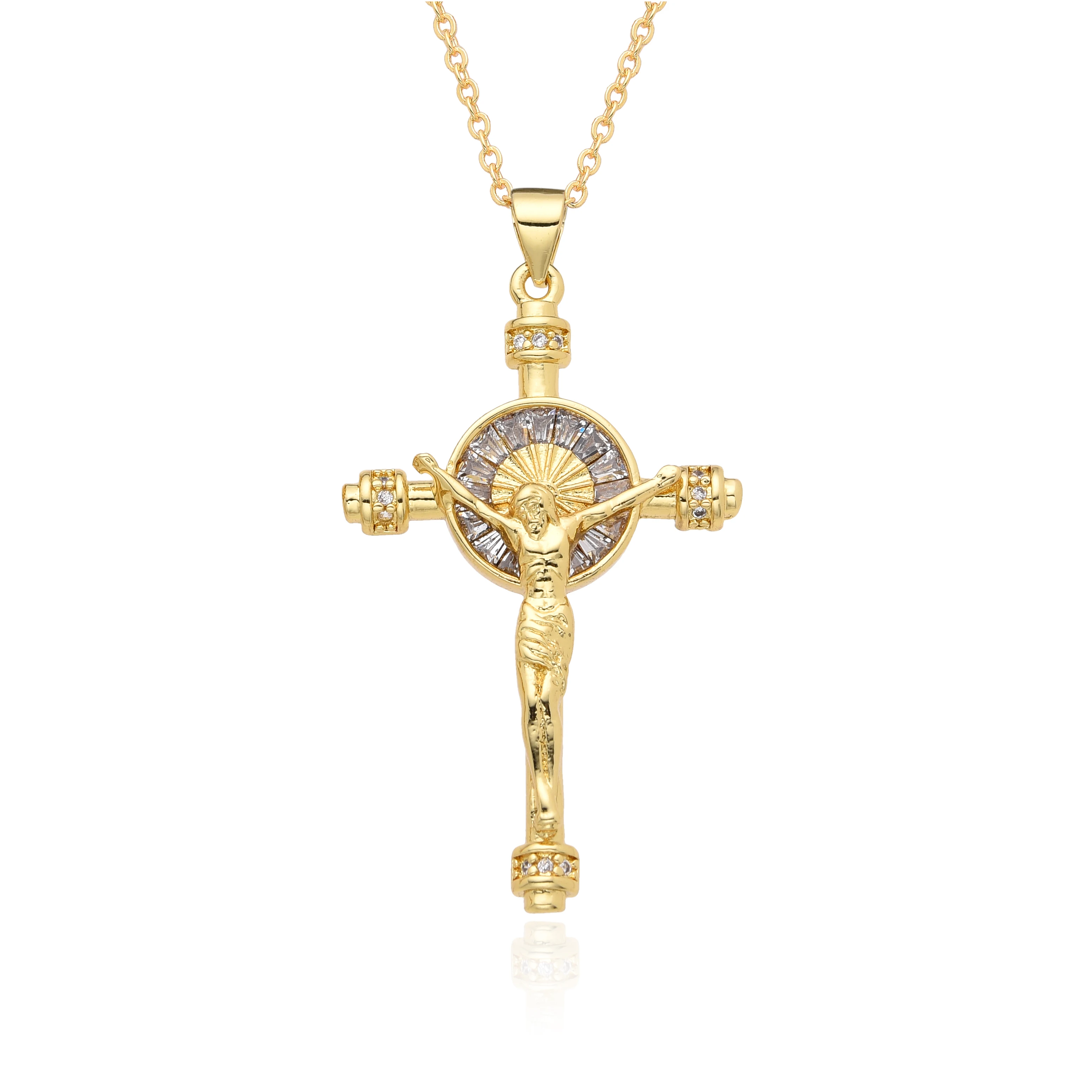 Ciondolo croce latina Color oro collana di gesù con zirconi cubici per donna uomo catena clavicola Charms creazione di gioielli accessori fai da te