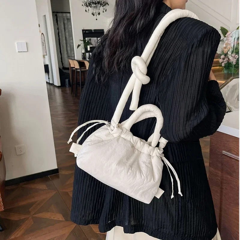 Casual Large Capacity Puffer Tote Bag Designer Padded Nylon Women Handbags Knotted Strap Shouder Crossbody Bags Warm Sac 2024