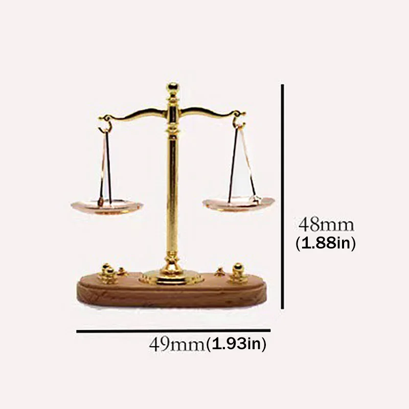 Vintage Mini Balance Scale ornamento peso fatto a mano casa delle bambole squisito metallo antico Justice Scale modello in miniatura Home Decor