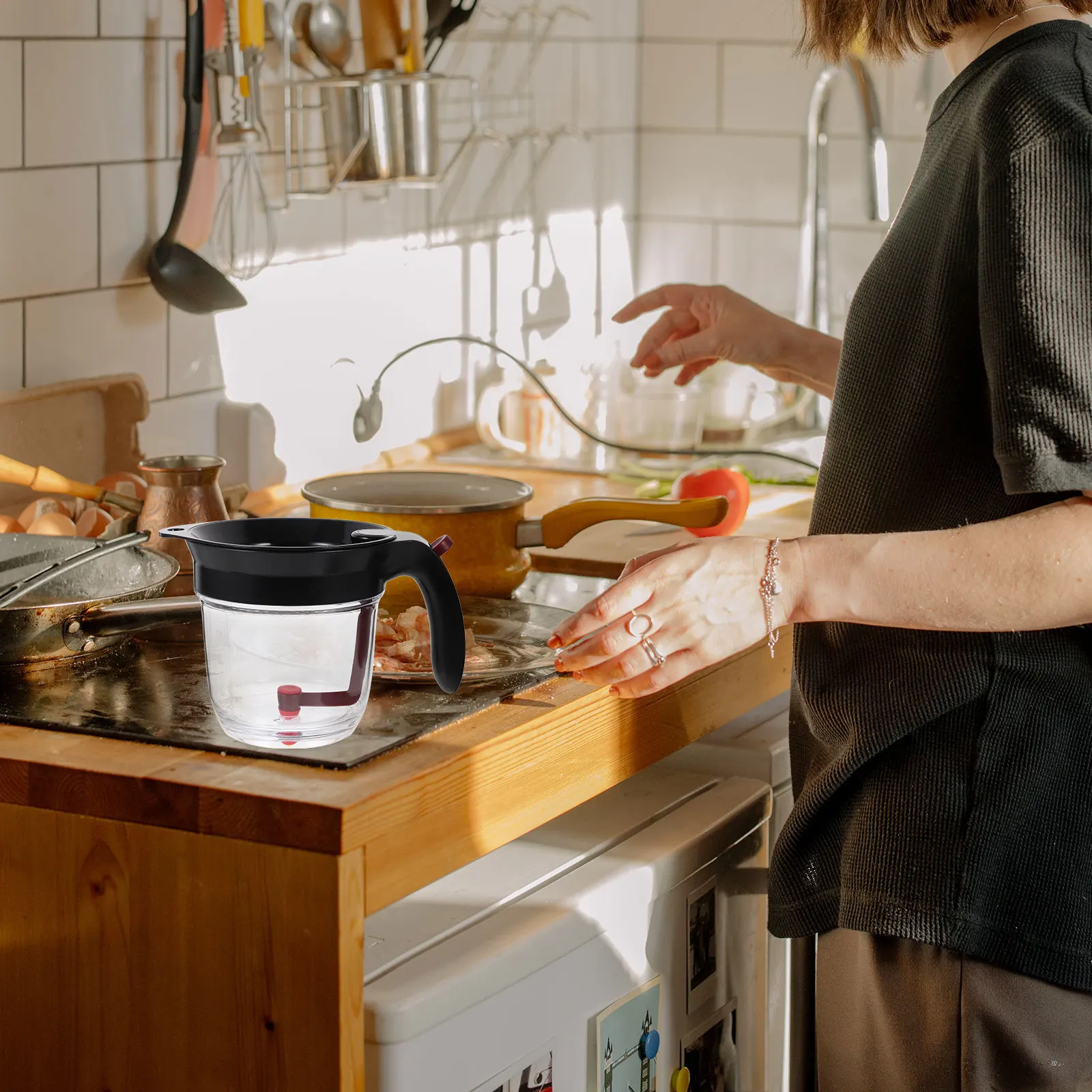 

Grease Strainer Grease Container Plastic Fat Separator Bottom Release Oil Soup Separator Kitchen Gadgets for Cooking and