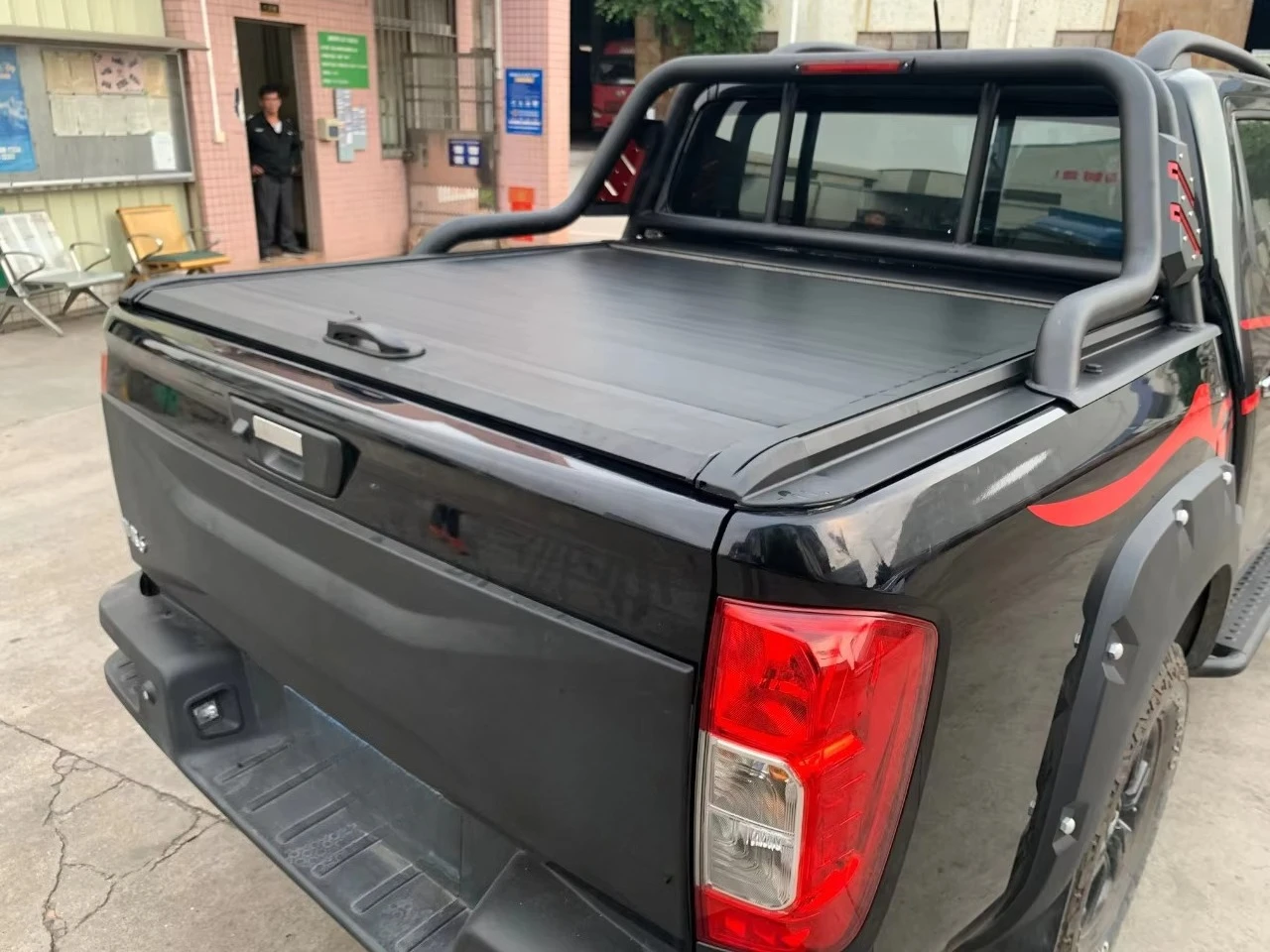 EXTREME Accessories Ute Truck Bed Retractable Tray Lid Roller Back Rear Hand Manual Pick up Tonneau Cover for Hulix F150 NP300