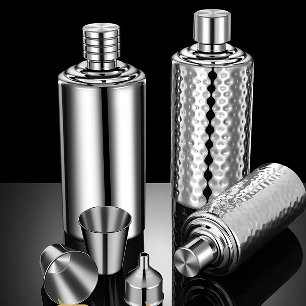 304 stainless steel portable wine flask, Liquor flagon with leather case, Outdoor carry-on mini wine bottle, 500/1000ML