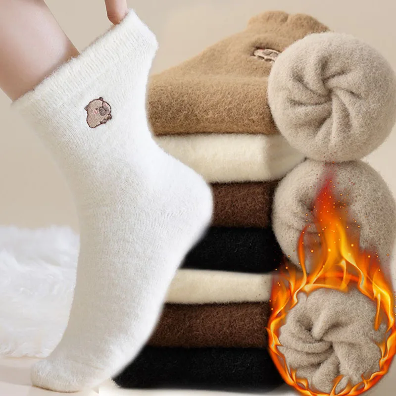

Бархатные носки средней длины с рисунком капибары, норки, зимние флисовые плюшевые теплые ботинки для сна, женские носки, кавайные пушистые термоноски для дома