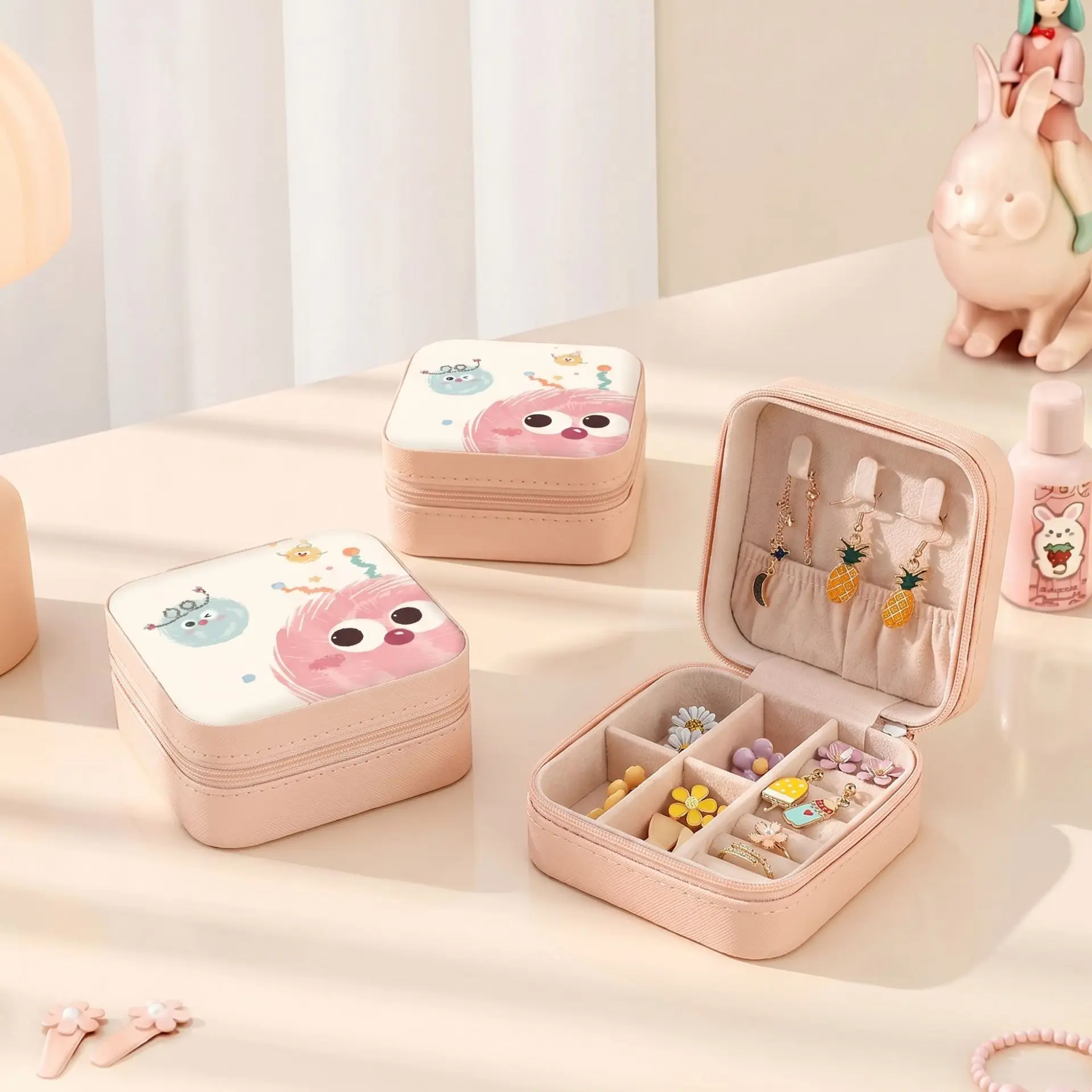 

Fashion Portable Cartoon Mini Jewelry Organizer Case for Girls Small Travel Storage Box for Earrings Rings Necklaces