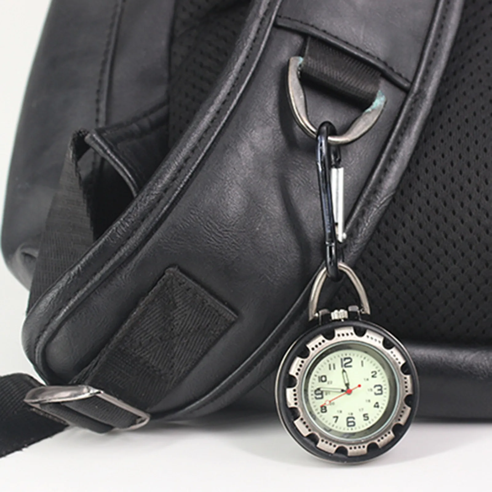 Silver/Bronze/Red Bronze Clip-on Backpack Buckle Belt Quartz Watch Movement Carabiner Vintage Pocket Watch Mountaineering Sports