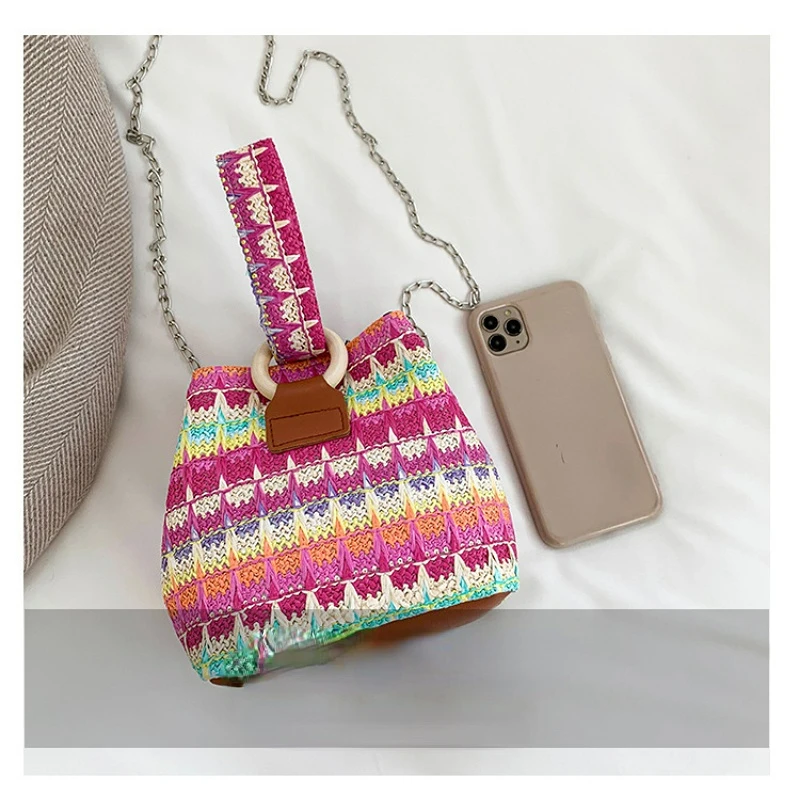 Bolso de paja de punto de ratán para mujer, cartera pequeña con cadena, bandolera de hombro, diseño de viaje, con solapa, para playa y verano