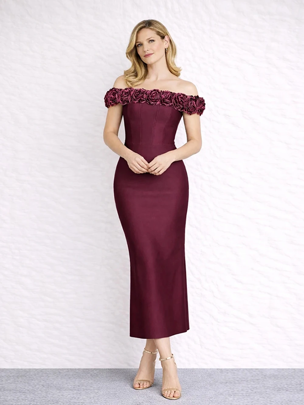 

European And American One Shoulder Three-Dimensional Rose Slim Bandage Mid Length Dress Banquet Gowns Wedding Banquet Dress