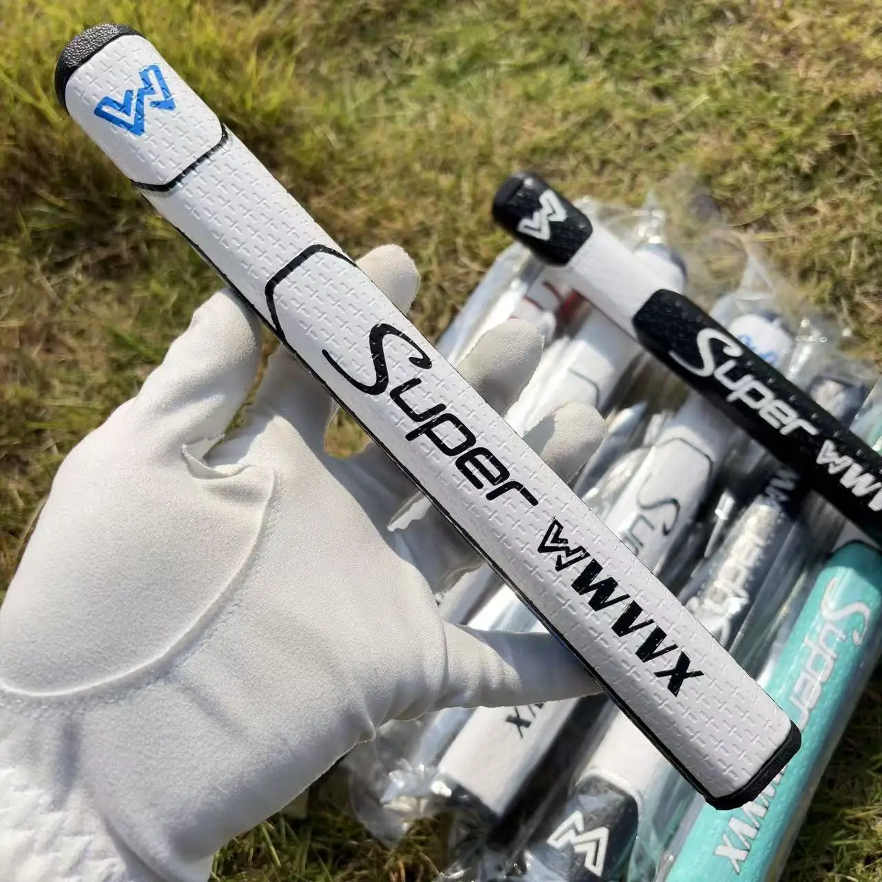 Thumbnail 2 - #30 Golf Club Grips Comparison Guide