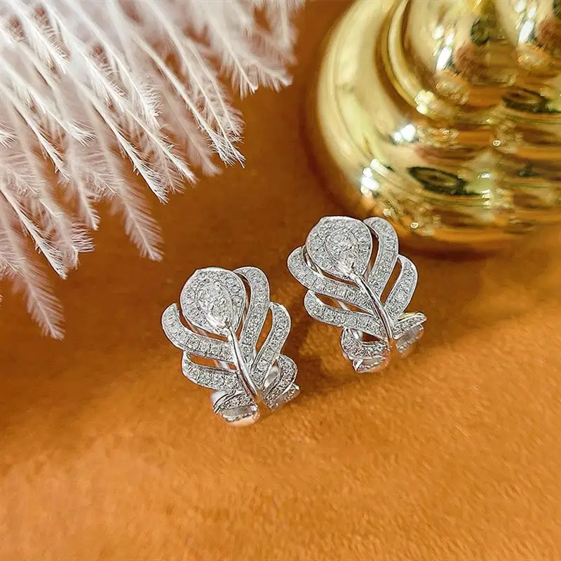 Huitan Gentle Feather Hoop Earrings for Women Full Brilliant Cubic Zirconia Charming Wedding Party Fresh Accessories Jewelry