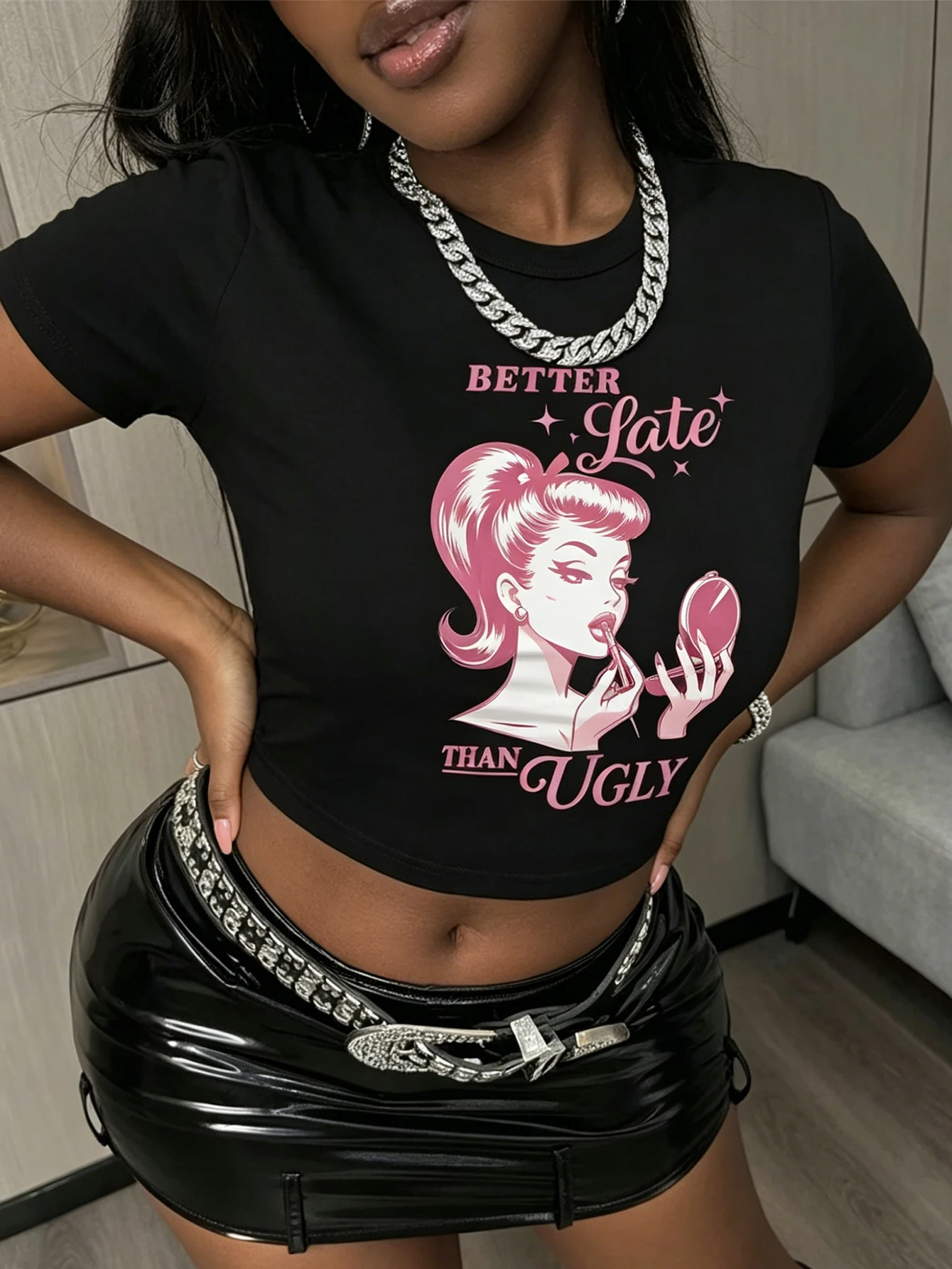 Vintage pink beauty English print short-sleeved T-shirt, slim-fitting, low-cut, tomboyish tight short-sleeved top