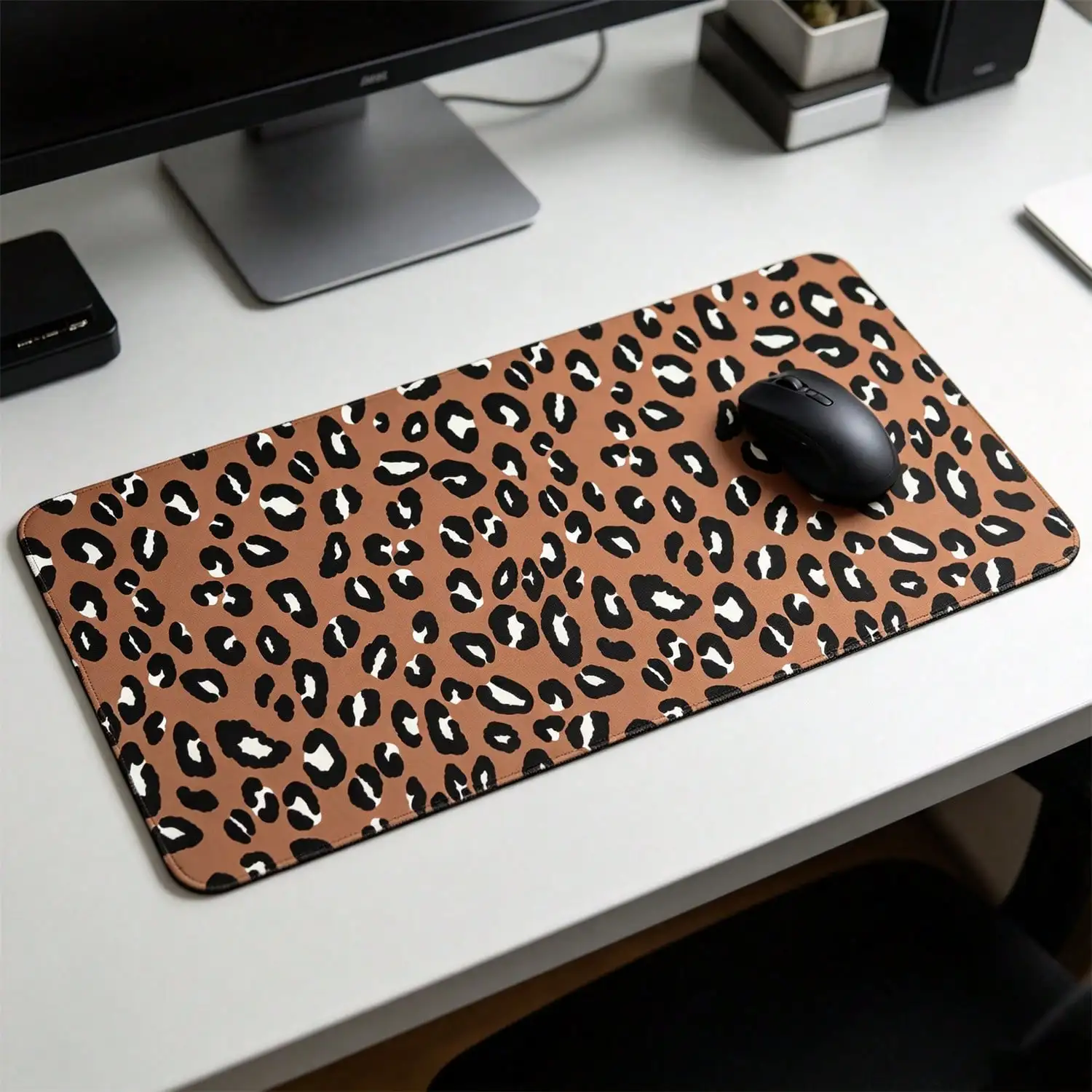 Retro Leopard Print Large Mouse Pad, Vintage Animal Rubber Desk Mat XXL Gaming/Office Durable Stitched Keyboard Mat, Smooth Surface Anti-Slip Base