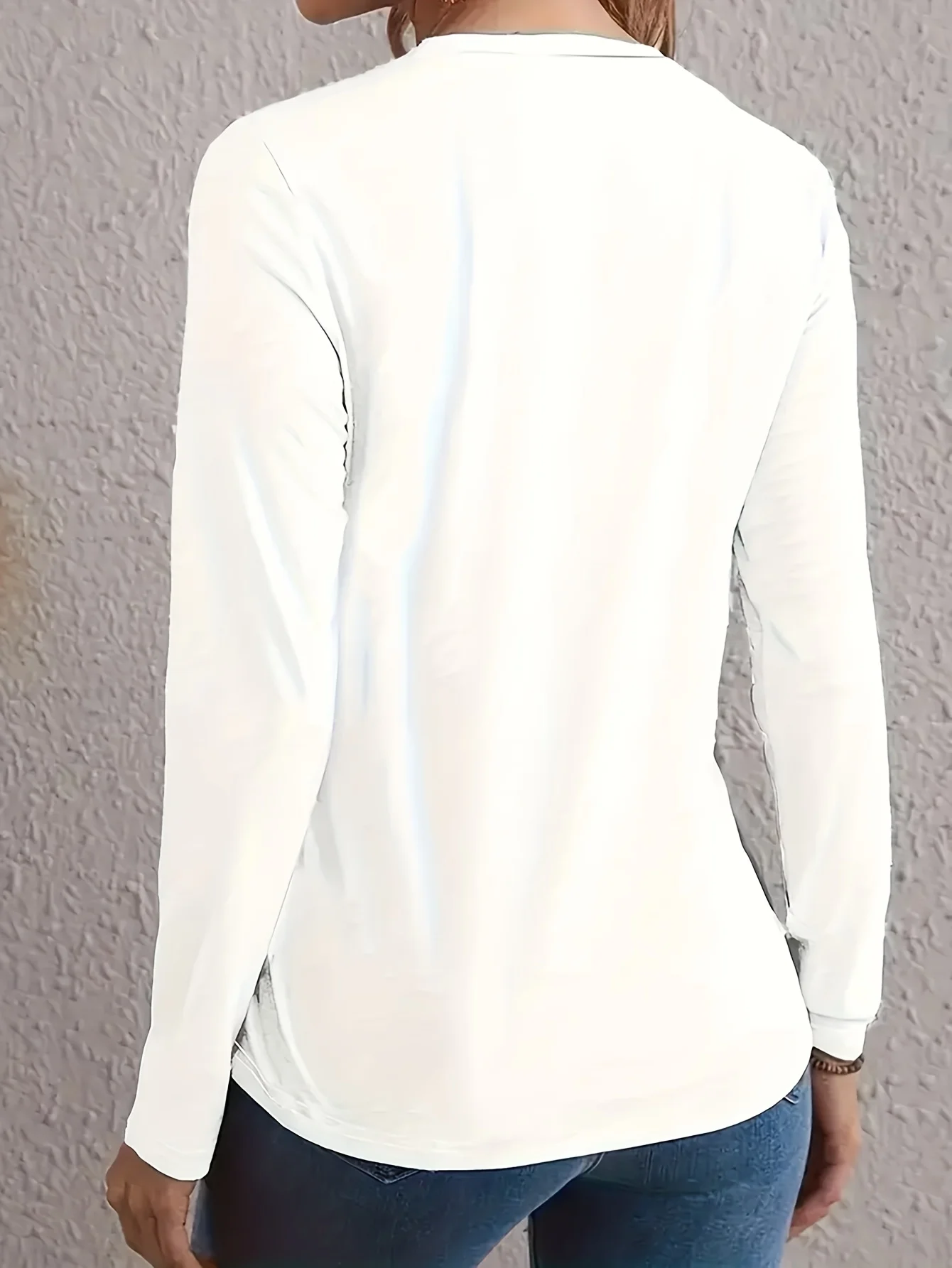 تي شيرت نسائي للربيع والخريف 100% من القطن الخالص غير رسمي فضفاض بطباعة صنوبر هندسية ورقبة دائرية وأكمام طويلة