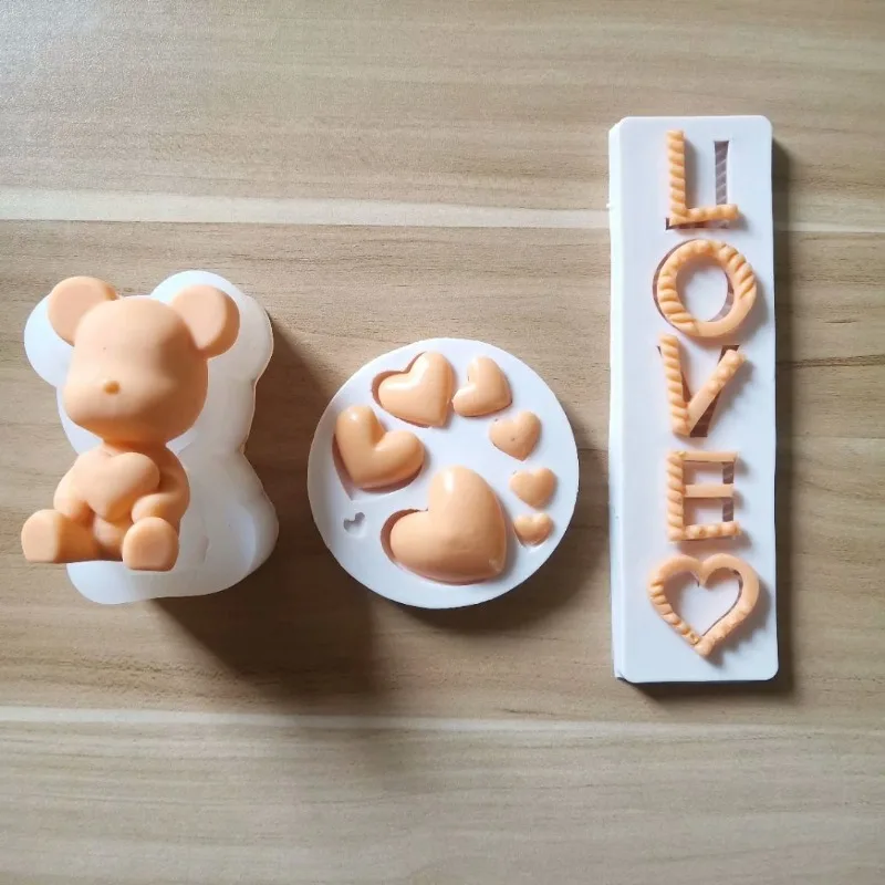 Valentine's Day Cake Dress Up Love Bear Mold Fondant Chocolate Silicone Mold Cake Decoration Accessories Cake Decorating Tools