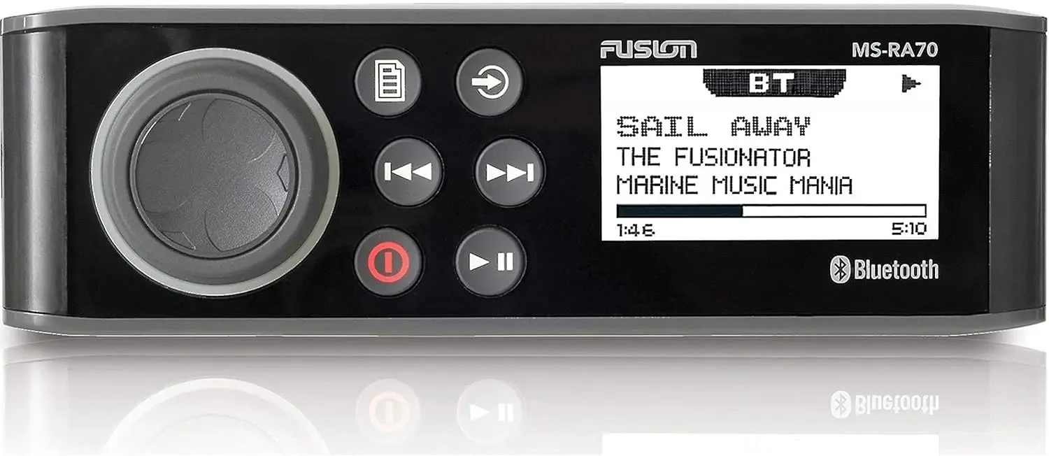 

Стерео Fusion MS-RA70 с 4x50 Вт AM/FM/Bluetooth, 2-зонное беспроводное управление USB для приложения Fusion Link