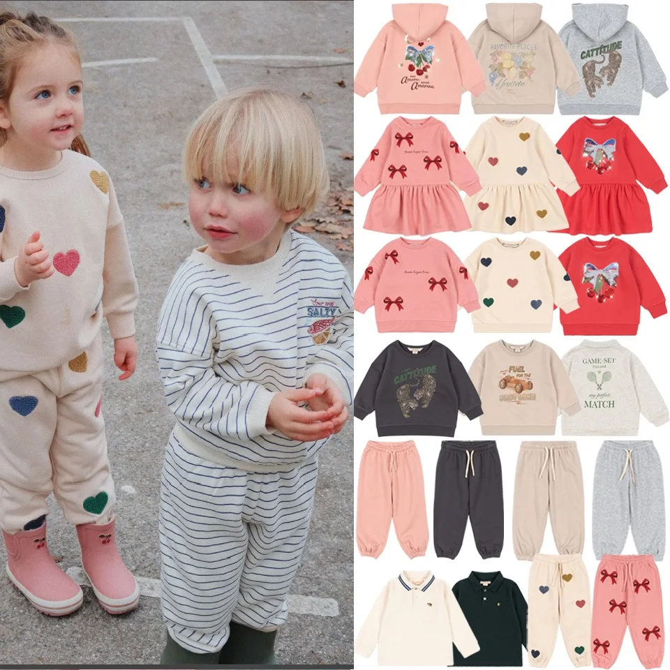 

Children's Sports Shirt Set 2025 Autumn/Winter New Printed Fashion Korean Edition Children's Hoodie Pure Cotton Cute Girl Dress