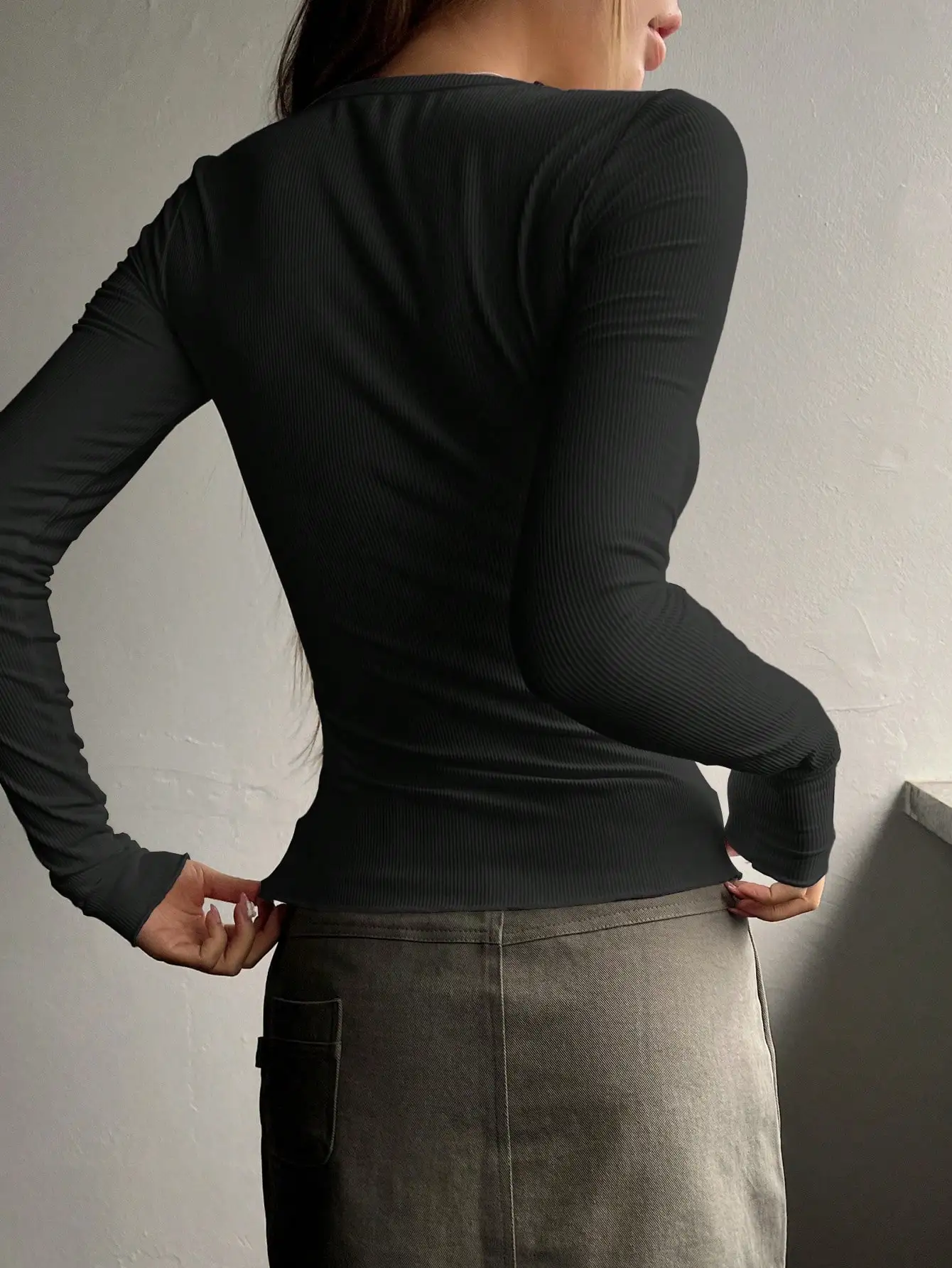 Women's Casual Fit Long Sleeve round Neck Ribbed Tee Plain Half Button Front Fashion Top