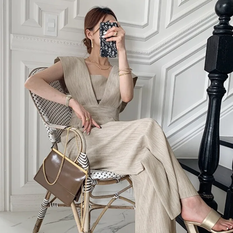 

Korean Chic Summer Retro Niche Square Collar Sleeveless High Waist Thin Loose Wide Leg Suit Jumpsuit Trousers Women