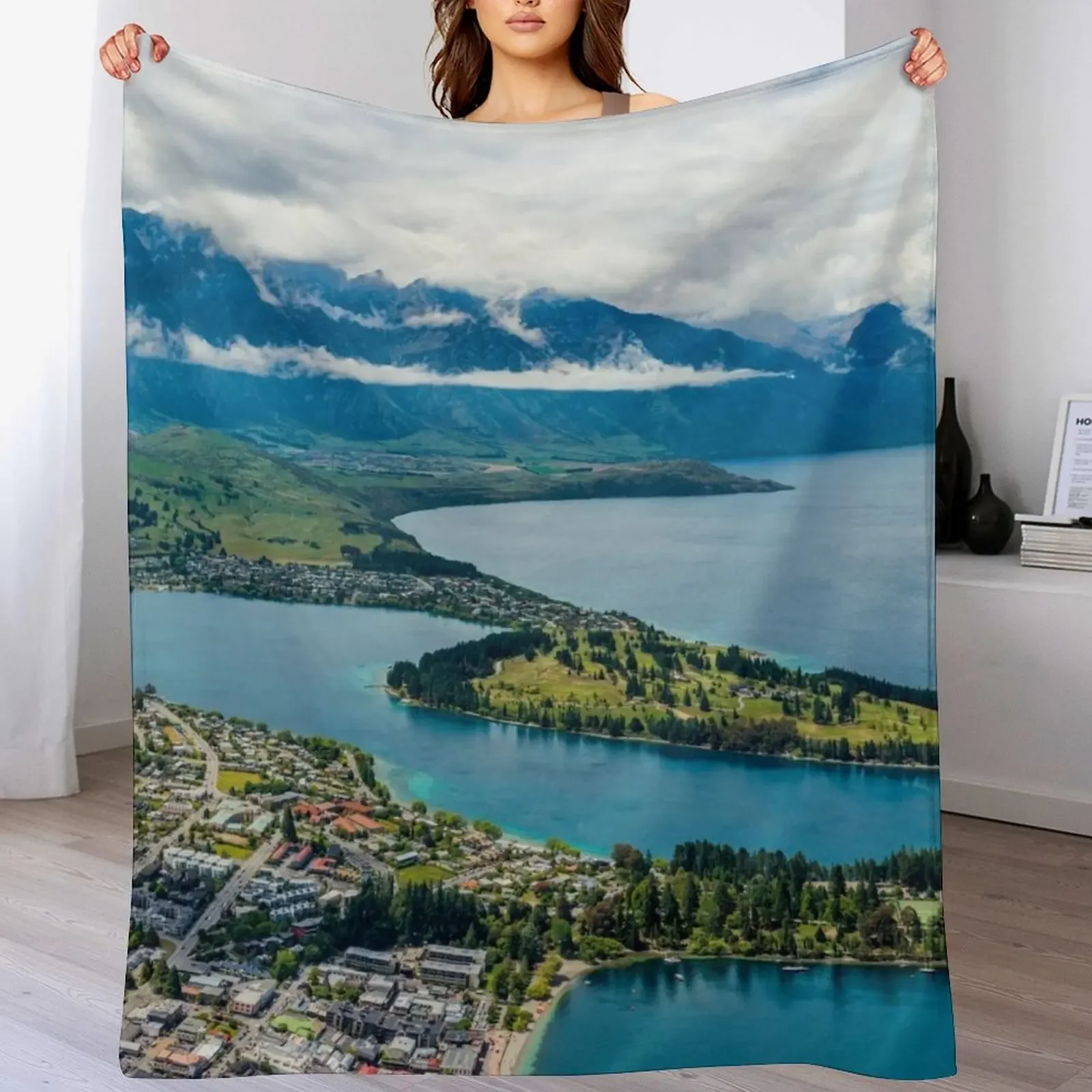 

QT Throw Blanket Luxury Thicken Decoratives Bed Fashionable Bed covers Blankets