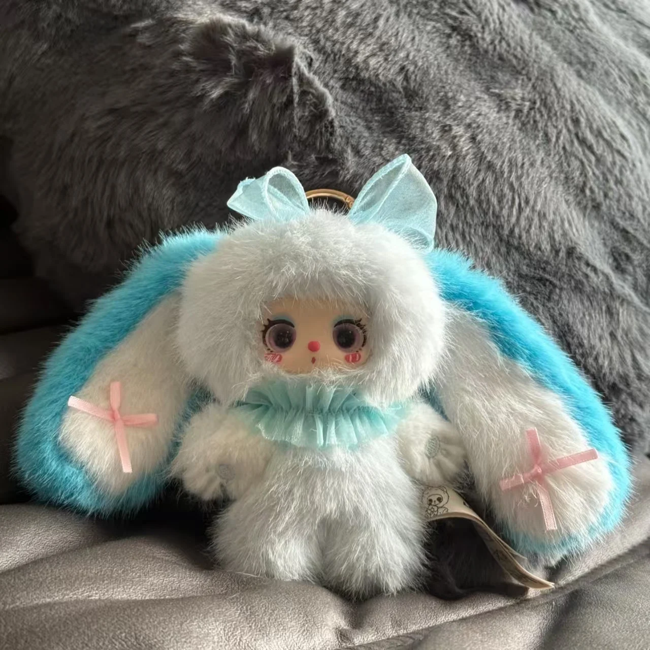 

Original Hot Lilila's Rainbow Candy Little Rabbit Trendy Play Mystery Box Phone Hanging Rope Pendant Keychain For Fans collector