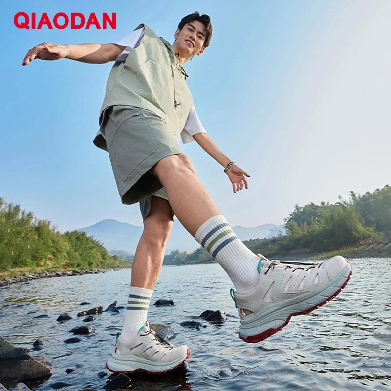 QIAODAN Kaiyuan V4 Woman Shoes 2025 New Summer Hollow Breathable Anti Slip Lightweight Outdoor Casual Sandals QXL043252403