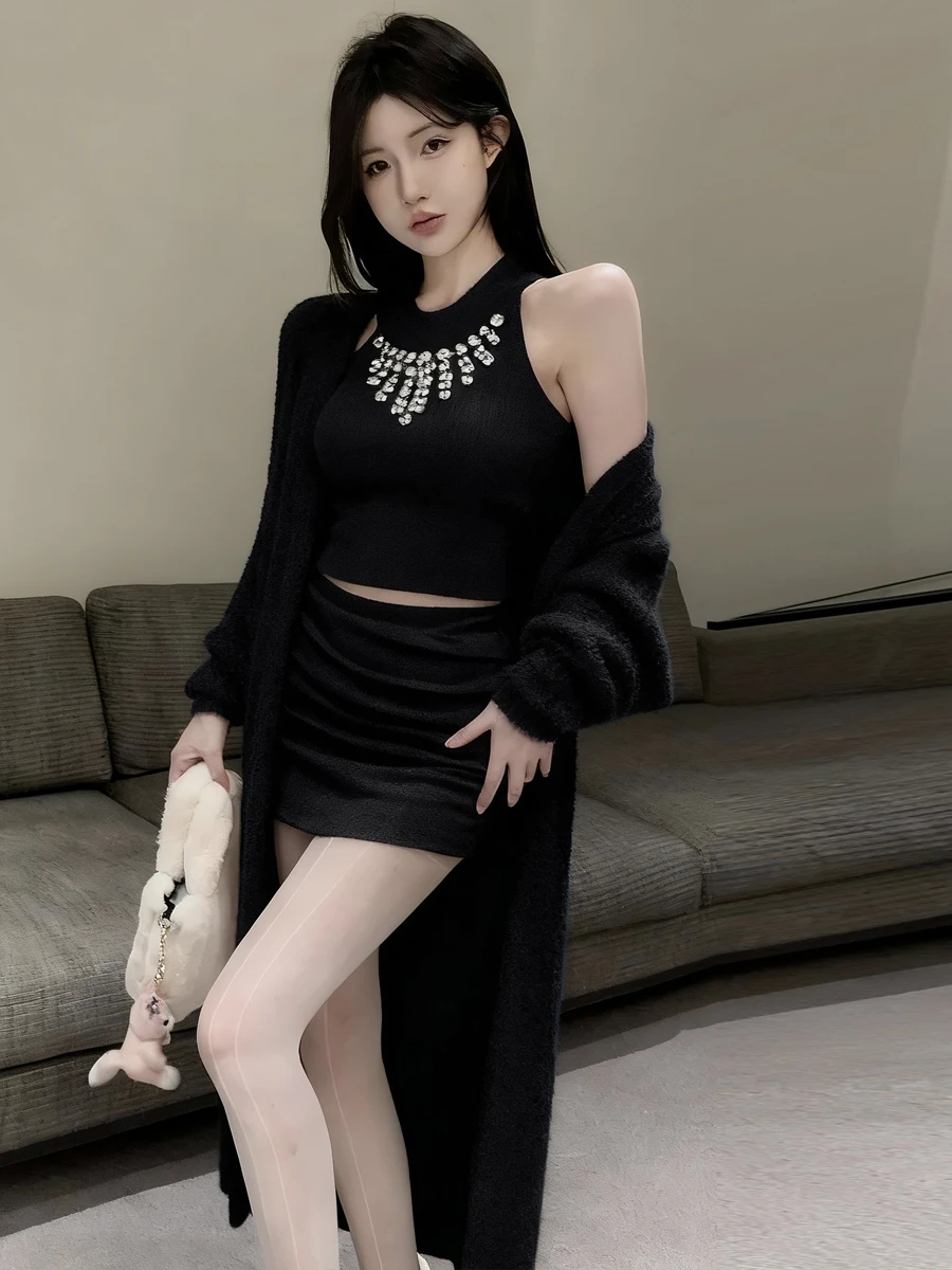 Sexy Heavy Diamond Embellished Knitted Vest Loose Slimming Mid-Length Sweater Coat Wrap Skirt Set Luxury Comfortable Fashion
