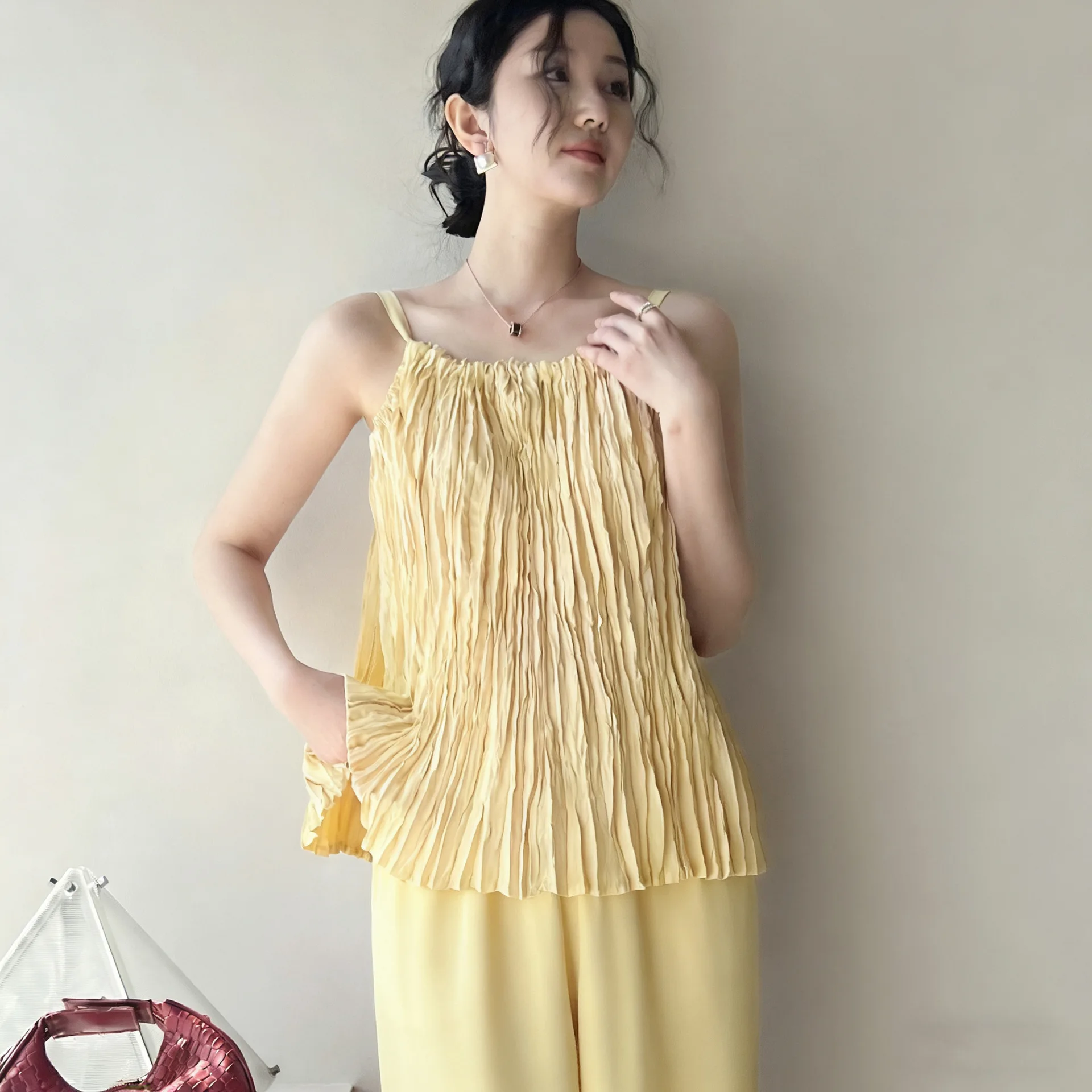 

Women Vacation Clothing Solid Color Pleated Design Sleeveless Camisole T-shirt High Waist Loose Oversized Skirt Fashion Set