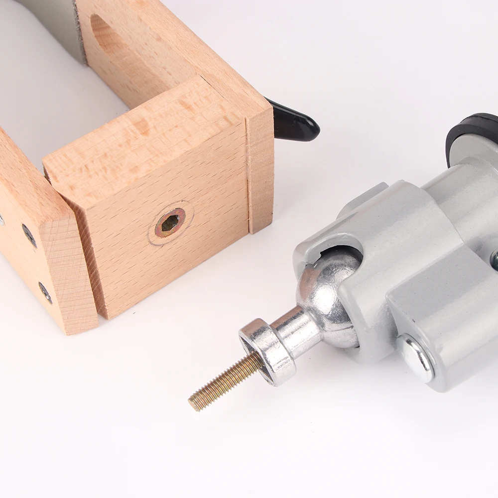 Leather Stitching Pony 360 Rot - огляд і ціна Leather Stitching Pony Clamp