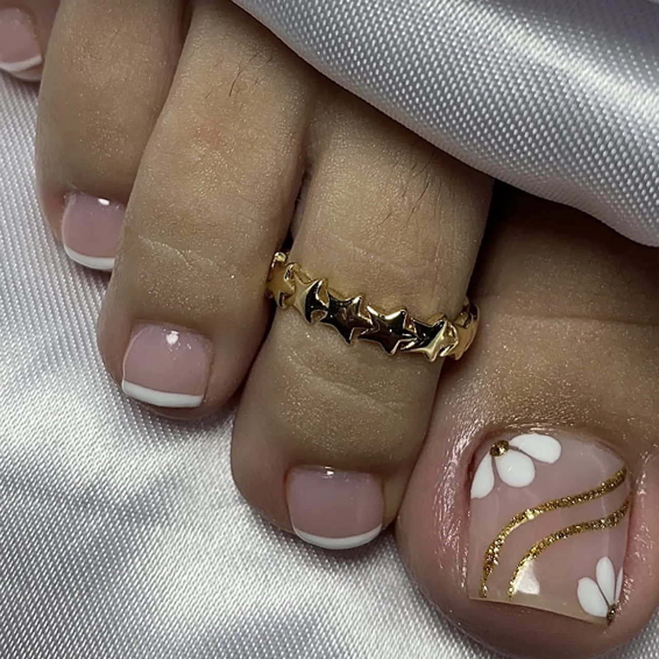 24pcs French False Toenails Nude Color with Glitter Rhinestone Press on Toe Nails Full Cover Wearable Artificial Stick-on Nails