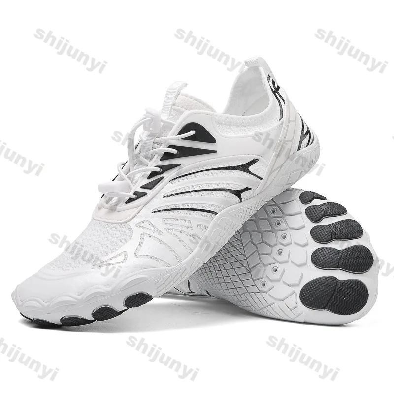 Outdoor Lovers Shoes 2025 New Summer Lace Up Quick Drying Beach Shoes Woman Lightweight Comfortable Non Slip Men Board Sneakers