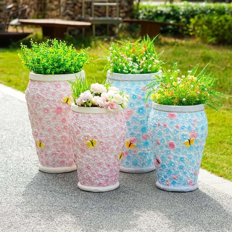 Chinese butterfly flower tank triangle plum courtyard villa garden yard arrangement large flower pot outdoor decoration ornament