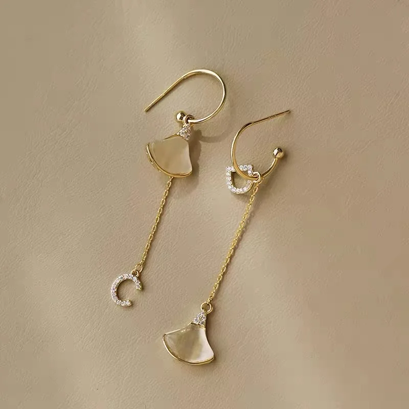 Fan-shaped cat's eye stone stud earrings, trendy flowy earrings, extremely ethereal ear pendants