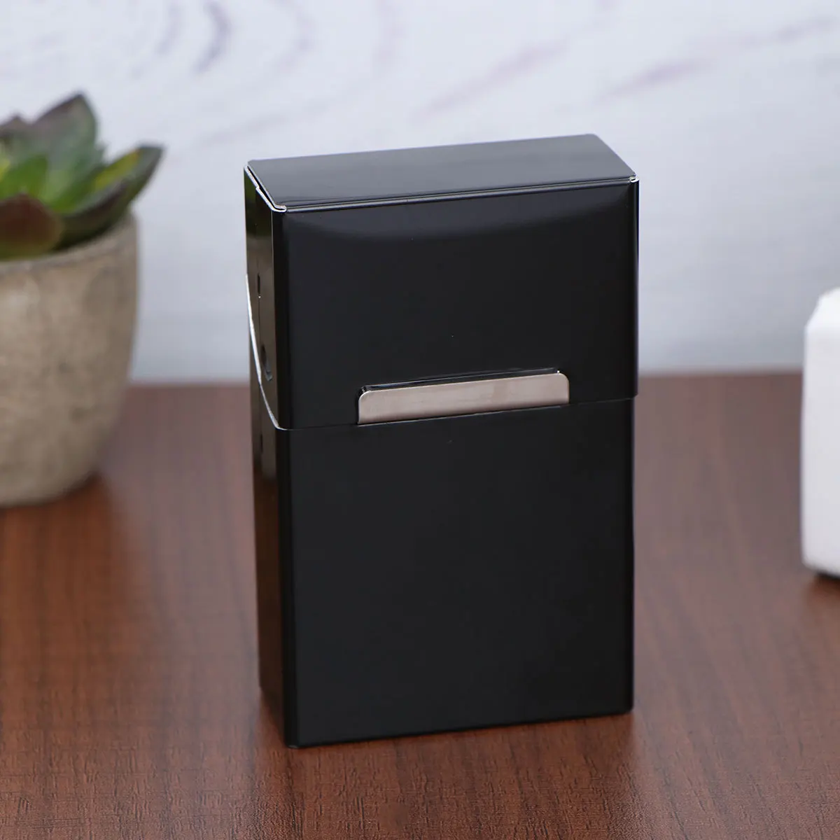 

Automatic Clamshell Case Large Capacity Magnetic Aluminum Smoke Box Black Lightweight Portable Tobacco Holder Proof Damp