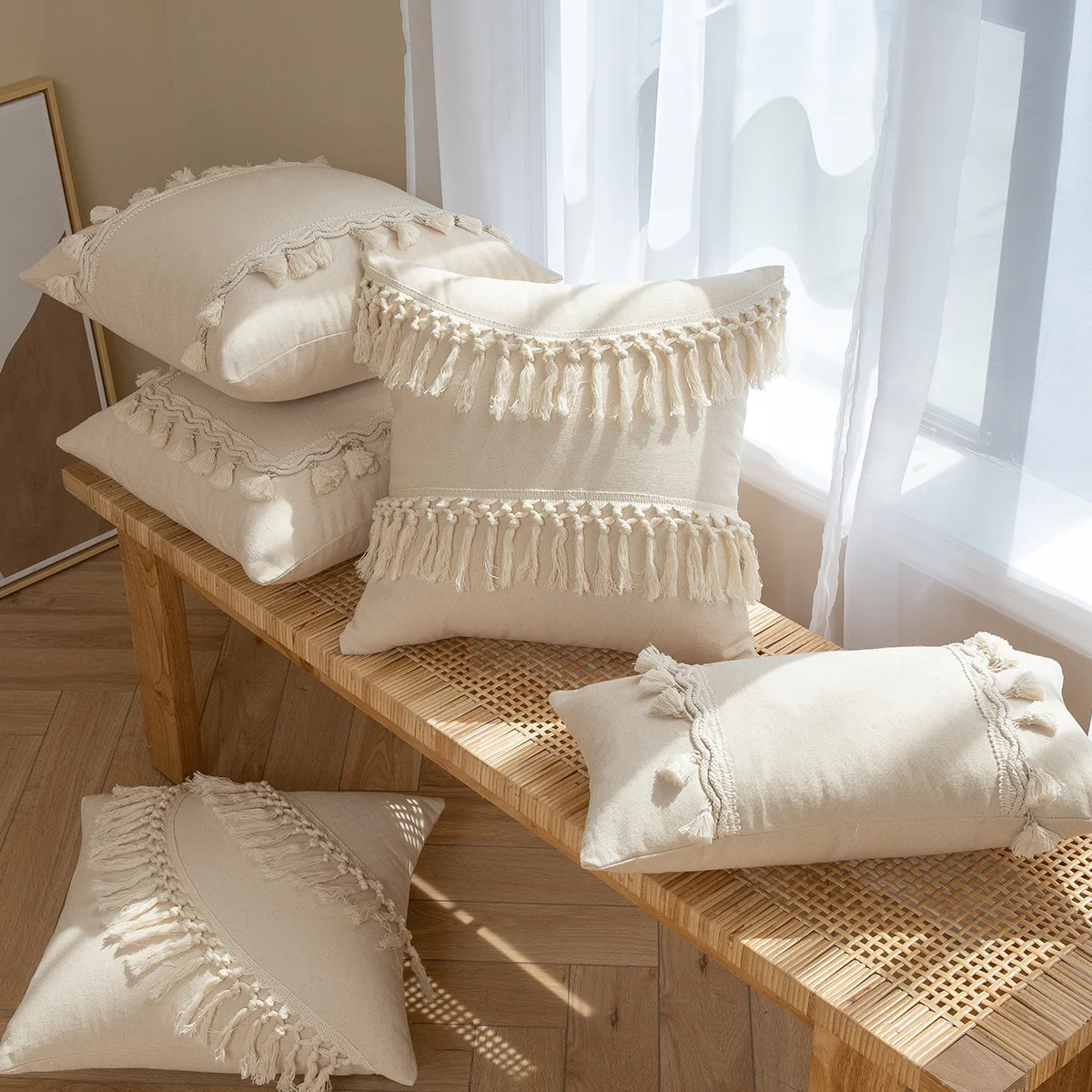45x45cm Boho Throw Pillow Covers with Tassels Cotton Linen Tufted Woven Farmhouse Gift Decorative Pillow Cover for Couch Bed Car