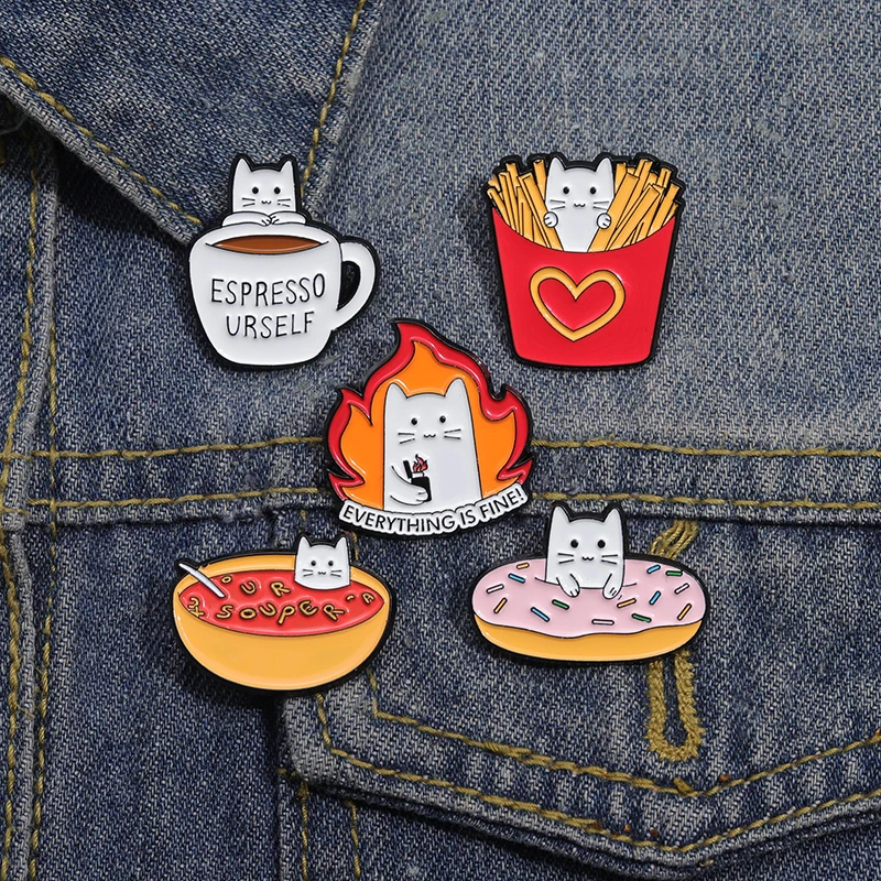 33 Types Cartoon Animal Enamel Pins Funny Cat Brooches Cute Kitten Lapel Backpack Badge Accessories Jewelry Gift for Friends