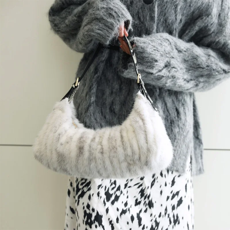 

New Mink Fur Women's Bag Fashion Shoulder Underarm Bag Leather Temperament Wrist Bag Premium Winter Trend Fur Bag